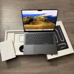 MacBook Pro 14" M3 pro chip 18gb/512gb