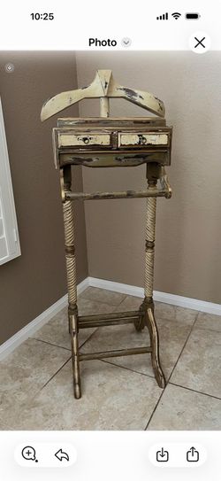 Vintage Wooden Gentleman's Valet Stand w/2 drawers and shoe rack