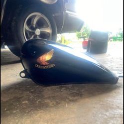 1(contact info removed) Honda VT 700 750 C Shadow Gas Fuel Tank