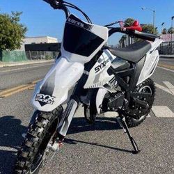 Brand New Dirt Bike For Kids And Adults 