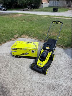 Like New RYOBI 16” Cordless Push Lawn Mower – Only Used Once!