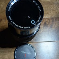 Vivitar Series 1 Macro 70-210mm F3.5 Zoom Lens