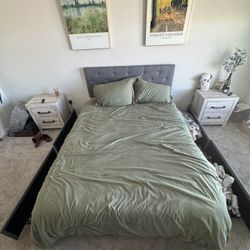 Queen Size Platform Bed Frame with 4 Storage Drawers and Headboard