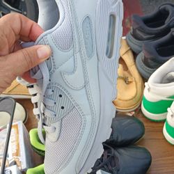 Nike. Size 5/5. Cómo Nuevos