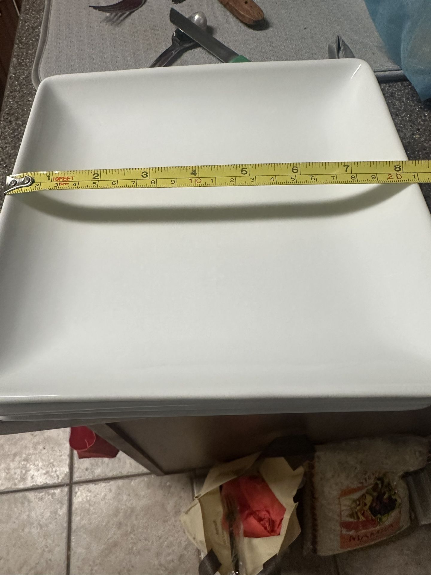 16 Pieces Threshold Porcelain Set 