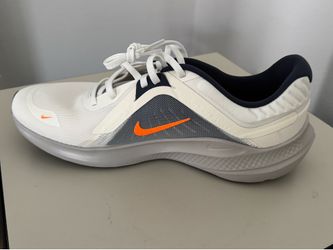 Brand new NIKE QUEST 5- Men size 12