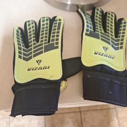 NEW GOALKEEPER  JUNIOR SMALL GLOVES.  VIZZARI  AND ADIDAS.  $25  EACH PAIR