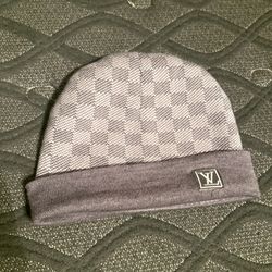 louise vuitton hat