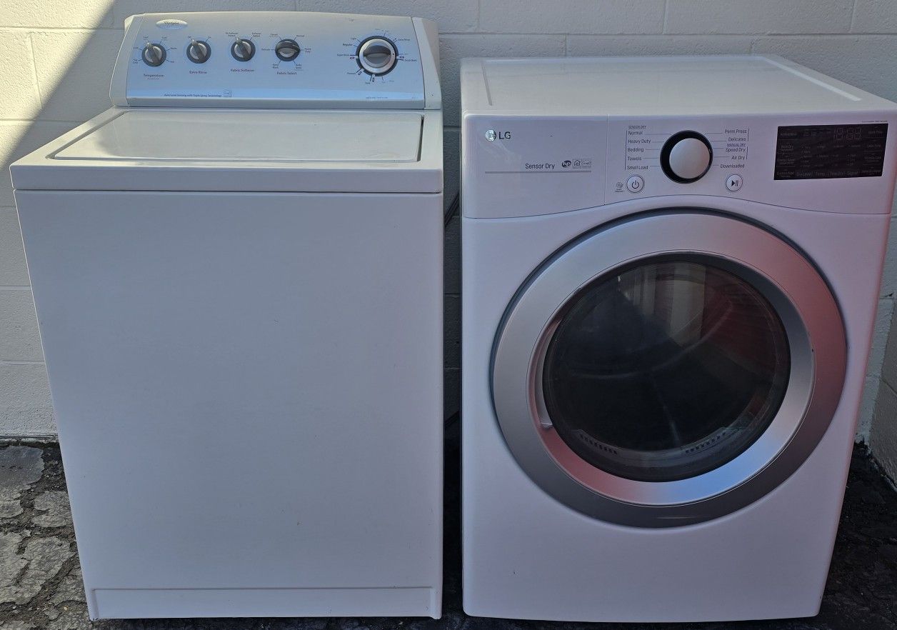 FREE DELIVERY WASHER AND DRYER WORKS GREAT