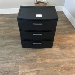 3 Plastic Drawers