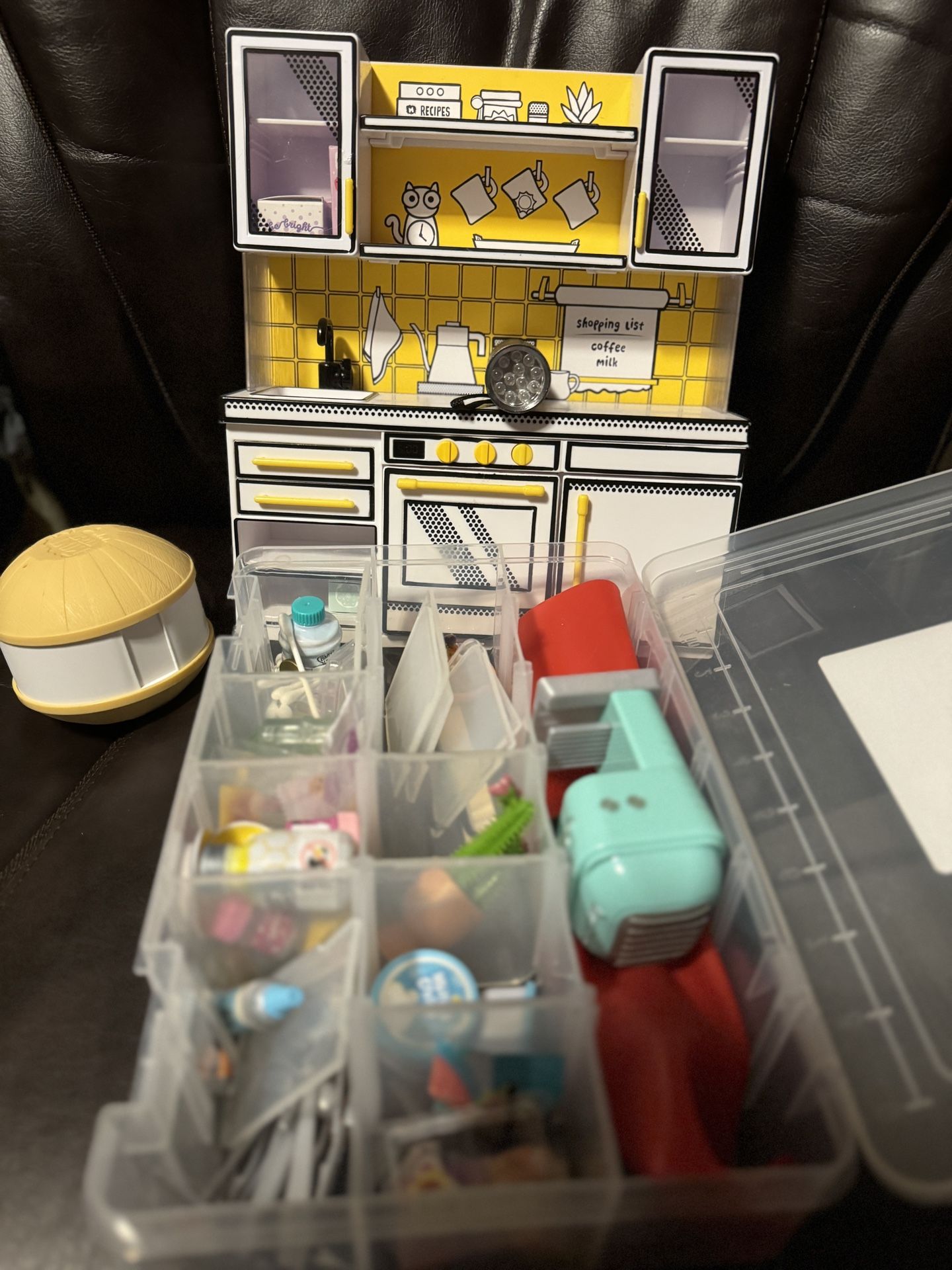 Miniverse Make It Minis Kitchen And Extras