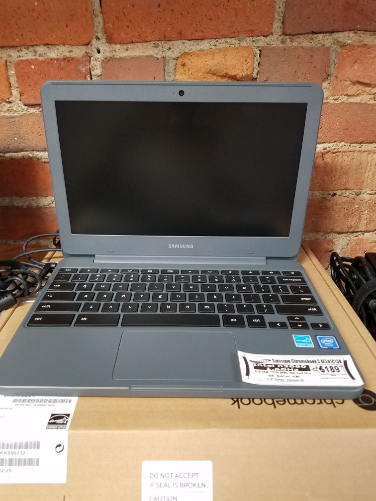 NEW Samsung Chromebook 3 XE501C13K @RizTech in Medina Square