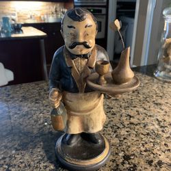 Bar figurine