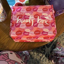 New Marykay Pink Makeup With Hellokitty Mug And HelloKitty Collectable Thing