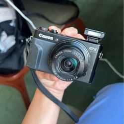 Canon PowerShot G7X Mark II