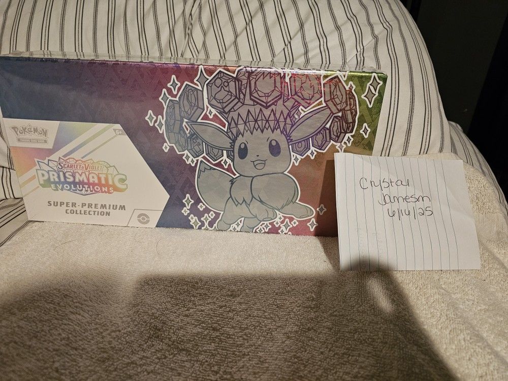 Pokemon Prismatic evolutions super premium collection