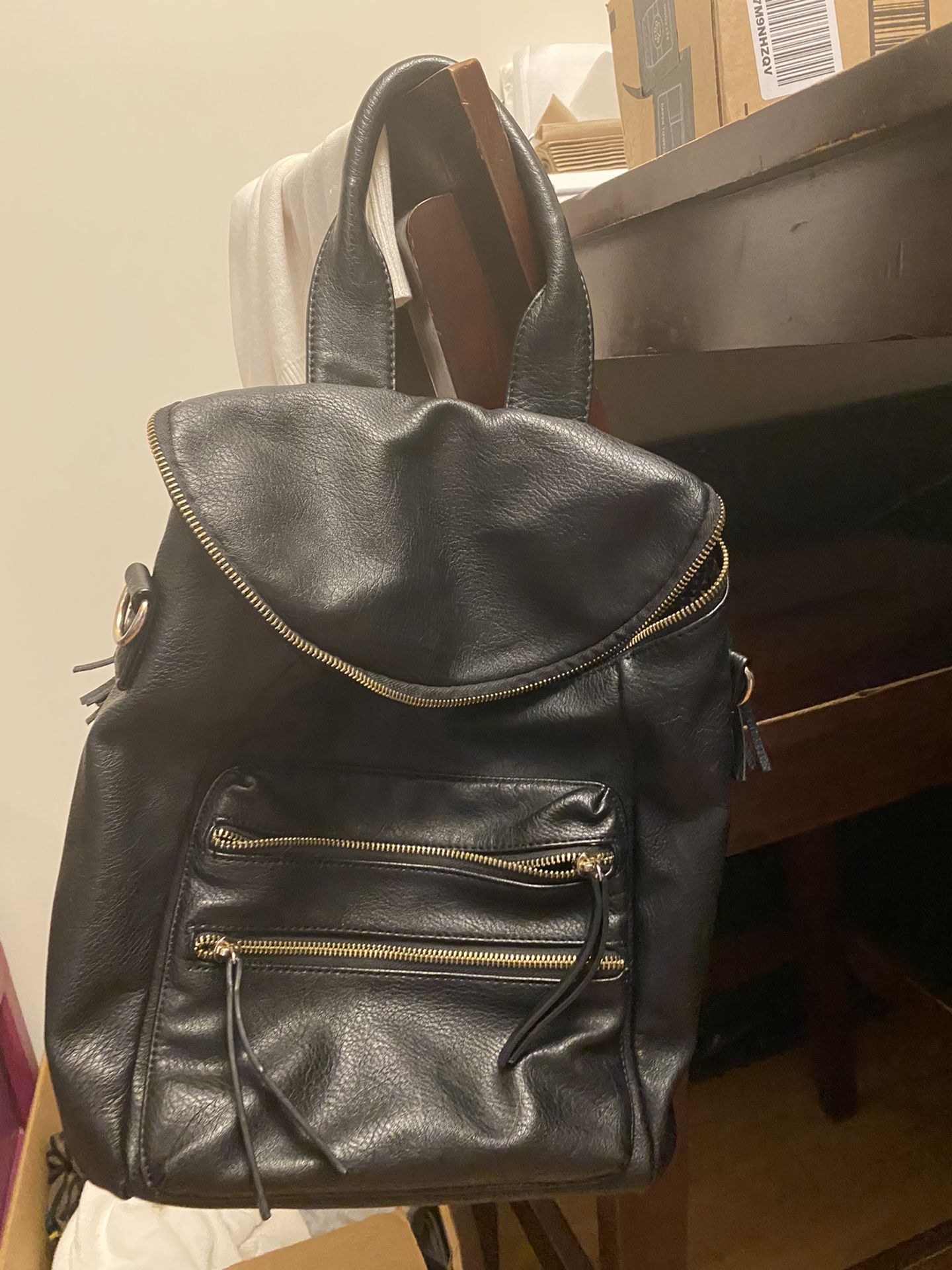 Small leather bag/backpack!