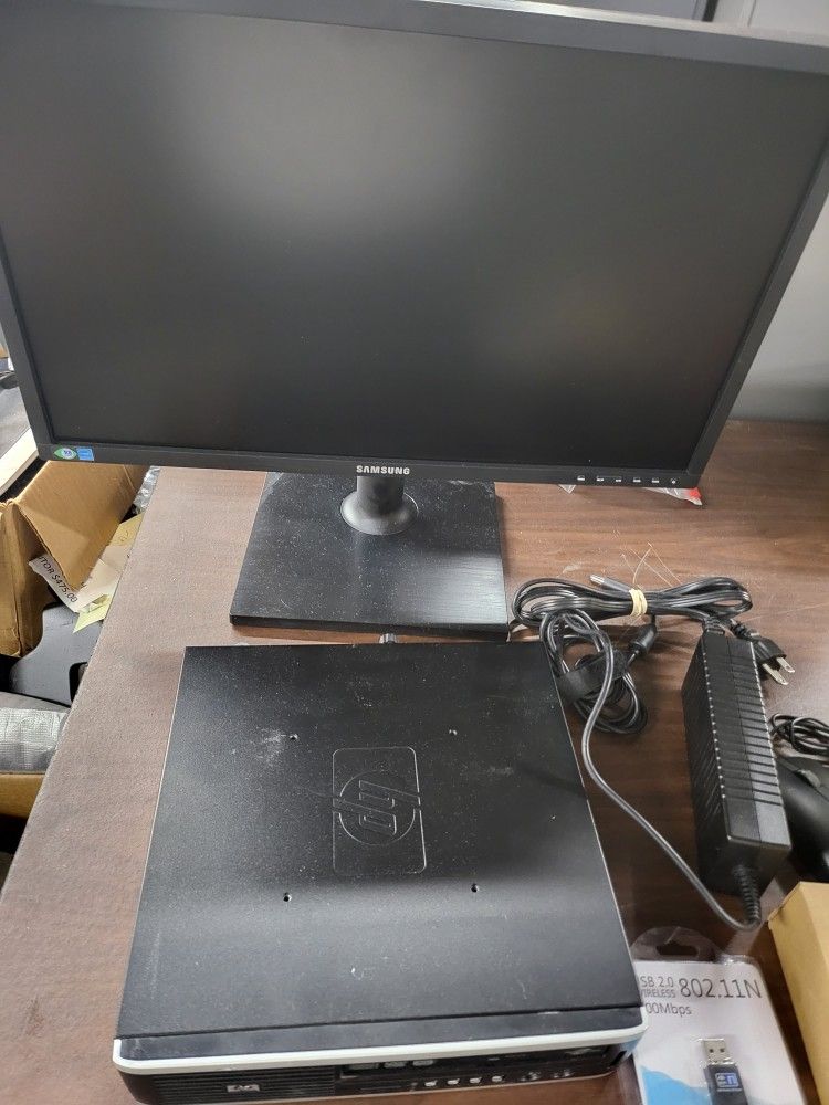 Bundle Lot Of 12 HP Elite Ultra-Slim Desktop Computers With Monitors