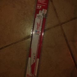 Milwaukee Sawzall 9" 5 Pack (Wood With Nails