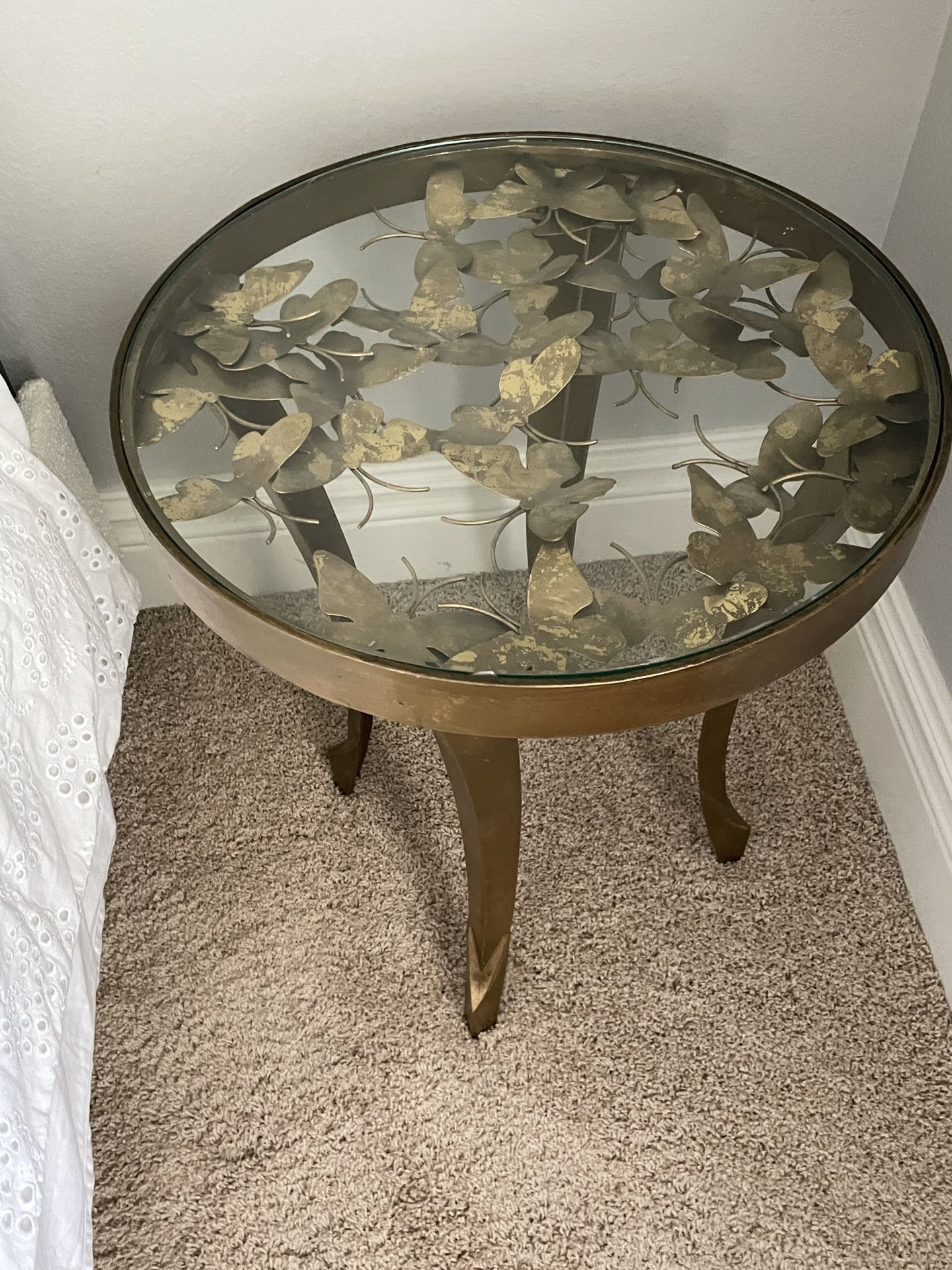 Gold butterfly access table
