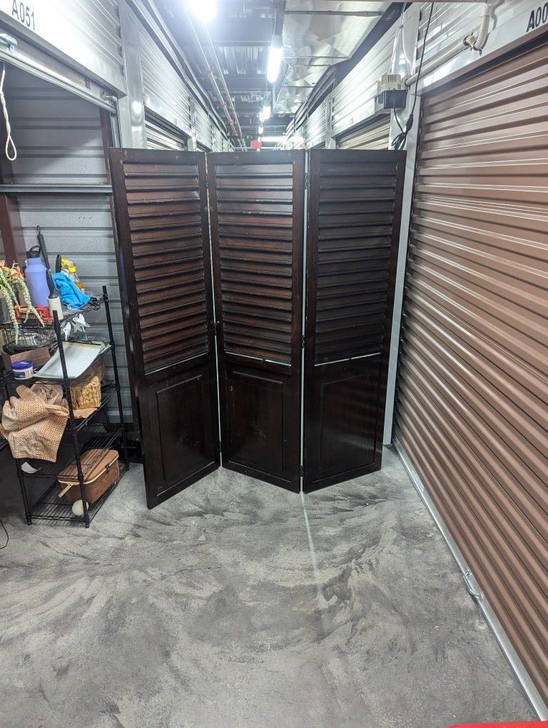 Pier 1 heavy Wooden Room Divider