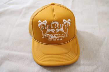 O'Neill Surf Co Arlie Trucker Hat Mustard Yellow Gold Snapback Cap Mesh One Size
