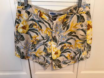 Old Navy Everyday Floral Shorts Size 8