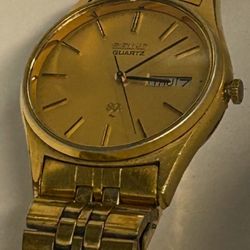 Vintage SQ Men’s Day Date Gold Tone 