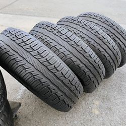 BFGoodrich 265/70/17" 