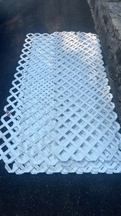 Vinyl Lattice