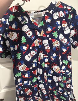 scrub top - medium