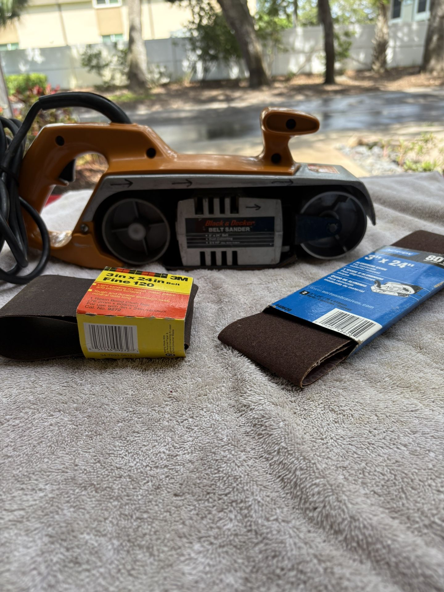 Black And Decker 3”x24” Hv Duty Belt Sander—No 7451–VG Condition, 3/4 HP, 5.2 Amp, Assorted Belts, 8’Cord