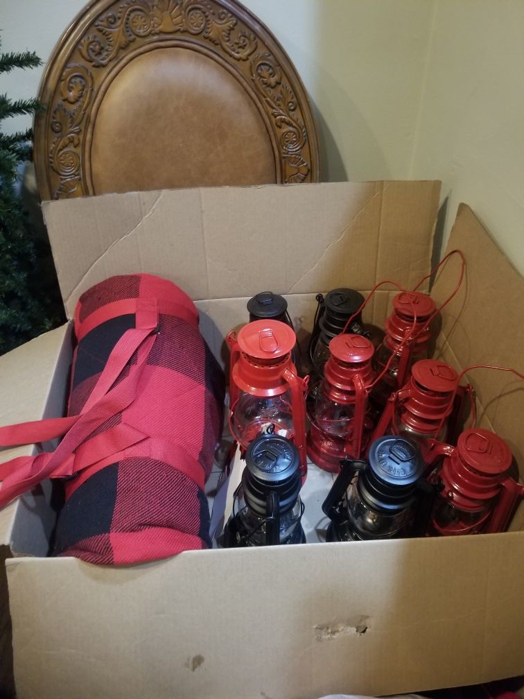 Lumberjack party supplies ( not willing to seperate)
