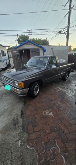 1987 Toyota Pickup