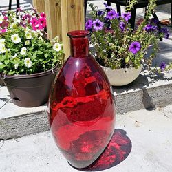 Vase Art Decor (Red Glass) 