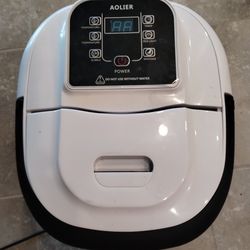 Aolier Foot Bath Massages, Jet Stream And Adjustable Heat Works Great And Great Condition x
