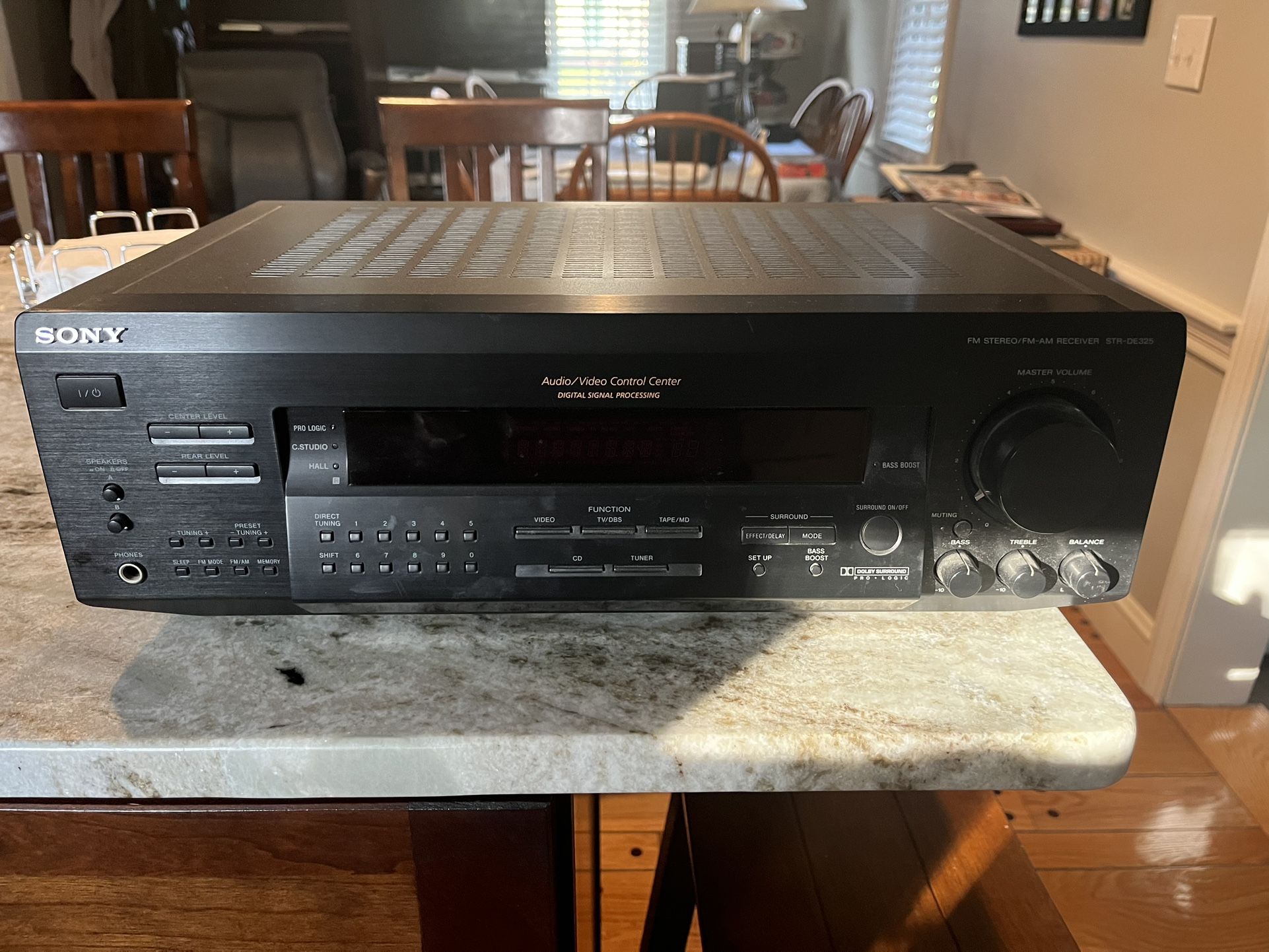 Sony FM-AM Receiver