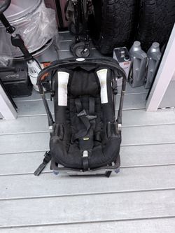 Duna car seat / stroller