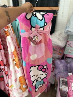 Hello Kitty Blanket
