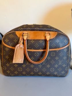 Louis Vuitton  Deauville handbag