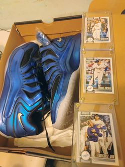 KD international blue size 11.5