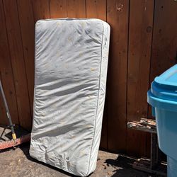 -FREE- Baby Crib Mattress