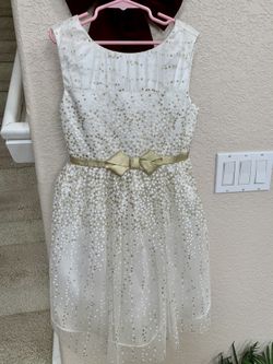 Gorgeous dress with faux fur jacket. Size 7.