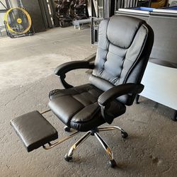 Computer Chair, Gaming Chair Office Chair. $40.00 FIRM!!