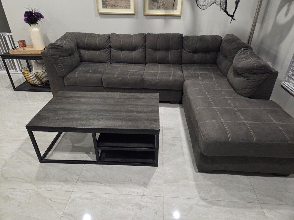 Living room Sectional Couch