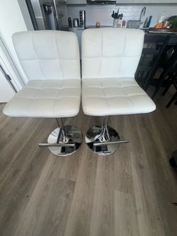 2 White Leather Bar stools