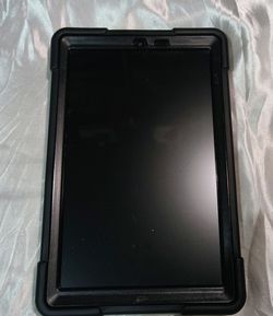 Samsung Galaxy s11 Tablet in Black Protective Case