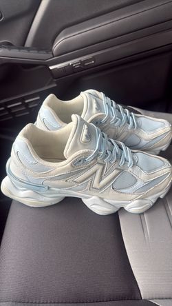 Men’s New Balance 9060 Sneakers Light Blue size 9