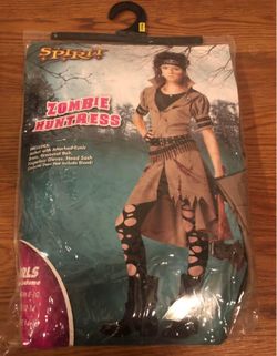 Halloween costume zombie huntress kids size medium