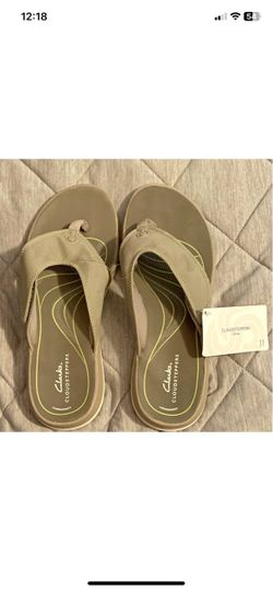 Clarks Cloudsteppers Flip Flop Sandals Size 11